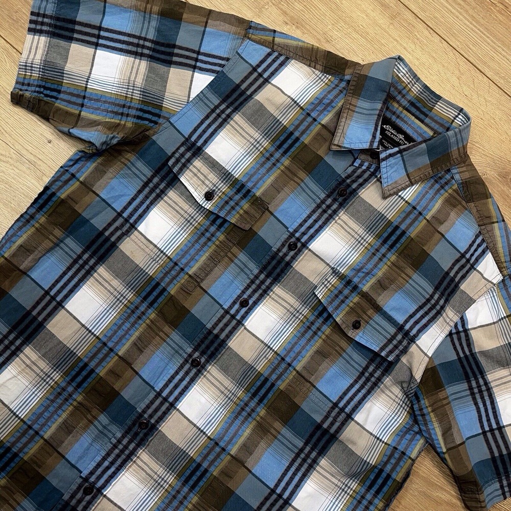 Eddie Bauer Men's Relaxed Fit Short Sleeve Button Up Shirt Medium Plaid